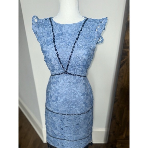 Warehouse Scallop hem Luxe Lace lined Occassion party Dress size us 2 uk 6 - Picture 4 of 10